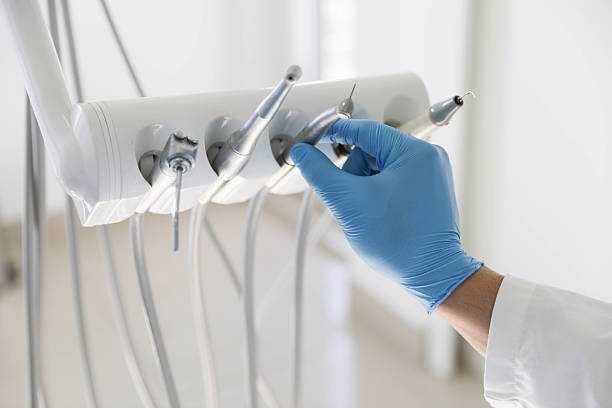 Professional Dental Implants technician working in England, AR